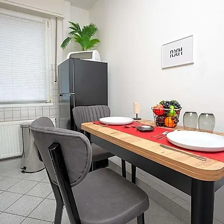 Serviceroom24 - 1 In Wlan - Smart-tv - 24-7 Check-in Und Kueche Apartment