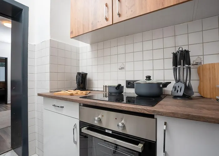 Serviceroom24 - 1 In Wlan - Smart-tv - 24-7 Check-in Und Kueche